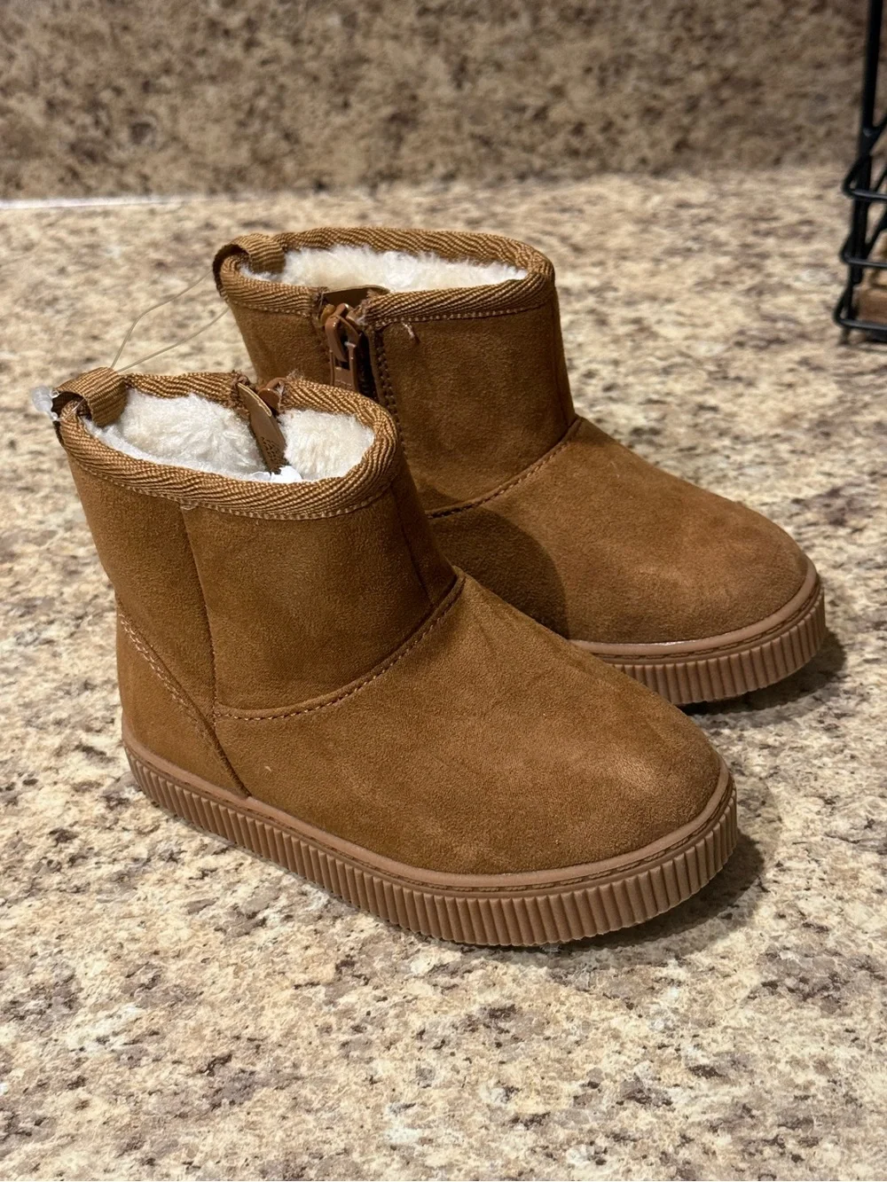 Cat & Jack Cozy Shearling-Lined Suede Ankle Boots Chestnut Side Zippers Size 6